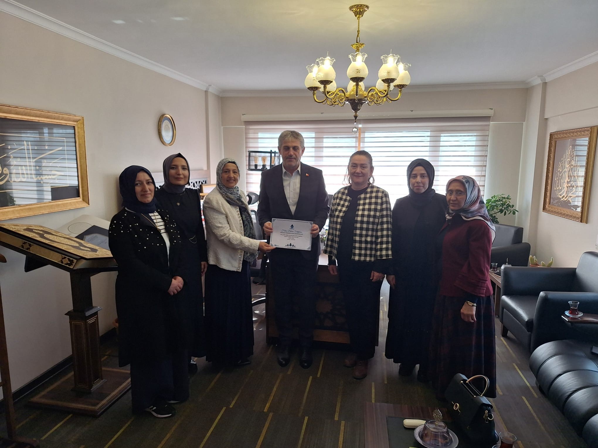 GRESUN FEDERASYONU KADIN KOLLARINDAN  ANLAMLI KATKI