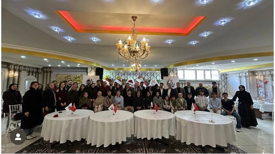 GRESUN GENLK DERNENDEN 52 NVERSTE RENCSNE UMUT III..